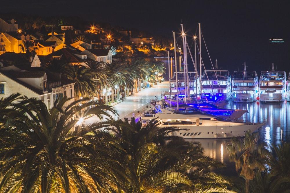 Park Hvar ฮวาร์ ภายนอก รูปภาพ